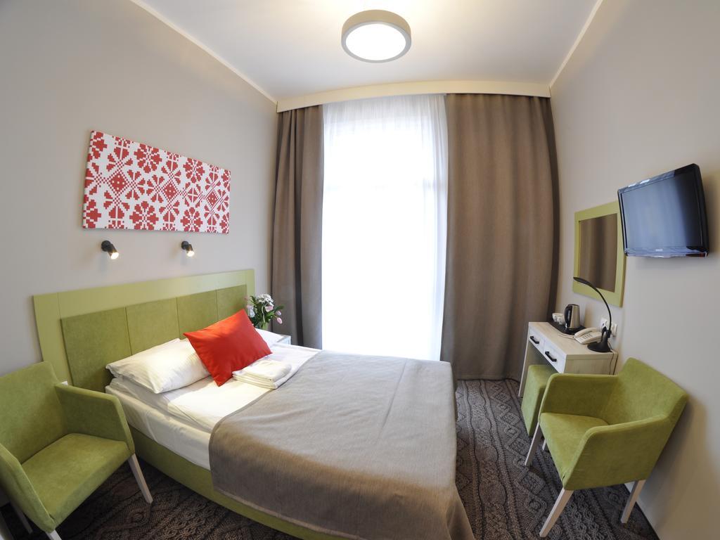 Hotel *** Nat 크리니차 즈드로이 외부 사진